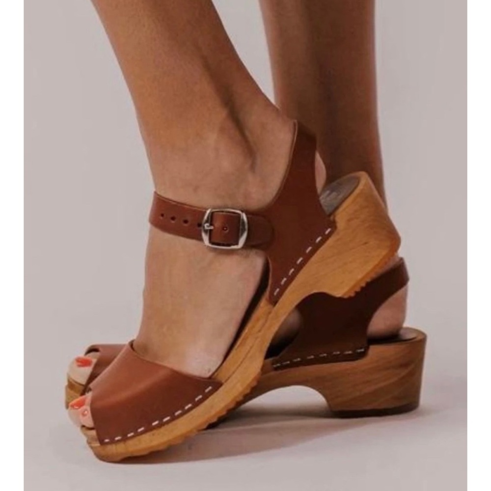 Mia Anna Clogs (Roolee)